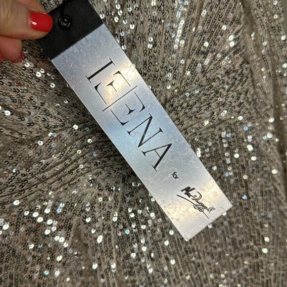 NWT IEENA for MAC DUGGAL 26490 Silver Sequined Long Sleeve V-Neck Gown High Slit - Picture 6 of 12